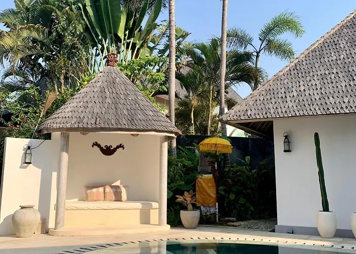 Unique 3br With Pool 5 Minute Walk To The Pererenan *