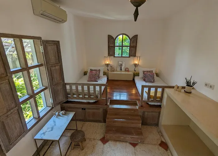 Unique 3br With Pool 5 Minute Walk To The Pererenan Вилла Чангу