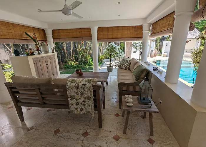 Unique 3br With Pool 5 Minute Walk To The Pererenan Чангу